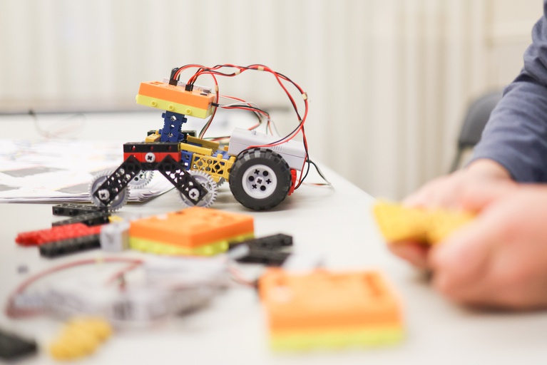 After School Robotics Club Tuesdays @ Mt Prospect PD (6 Weeks) (2024-02-13 - 2024-03-19)